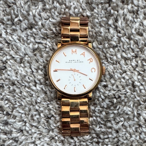 Marc Jacobs Rose Gold Watch with White Dial - Picture 1 of 4